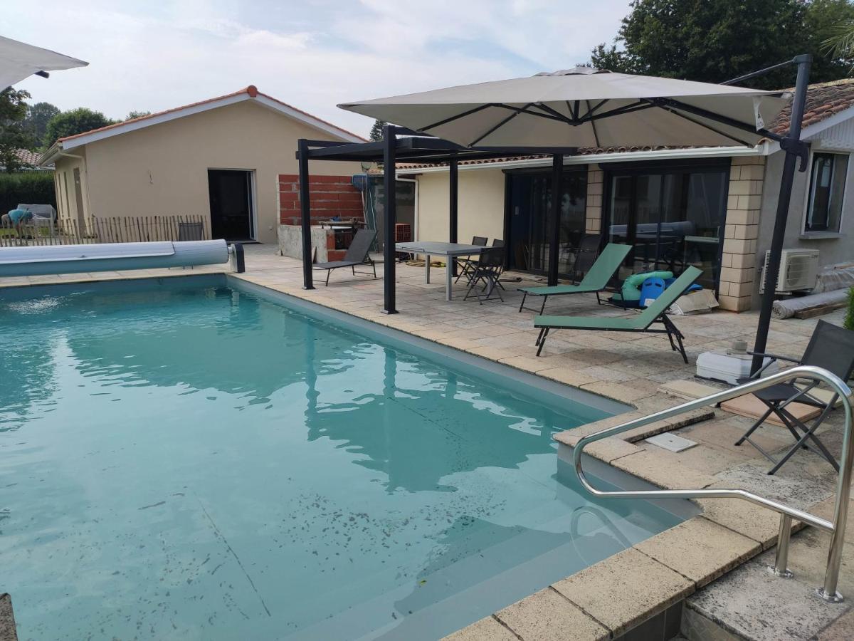 לה-טסט-דה-בוש 2 Maisons De 3 Et 2 Chambres Avec Grande Piscine Commune מראה חיצוני תמונה